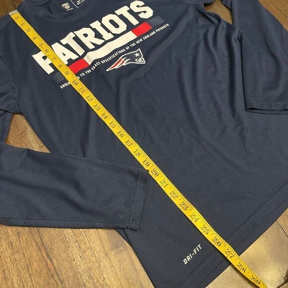 Nike New England Patriots Long Sleeve Shirt - Picture 7 of 8